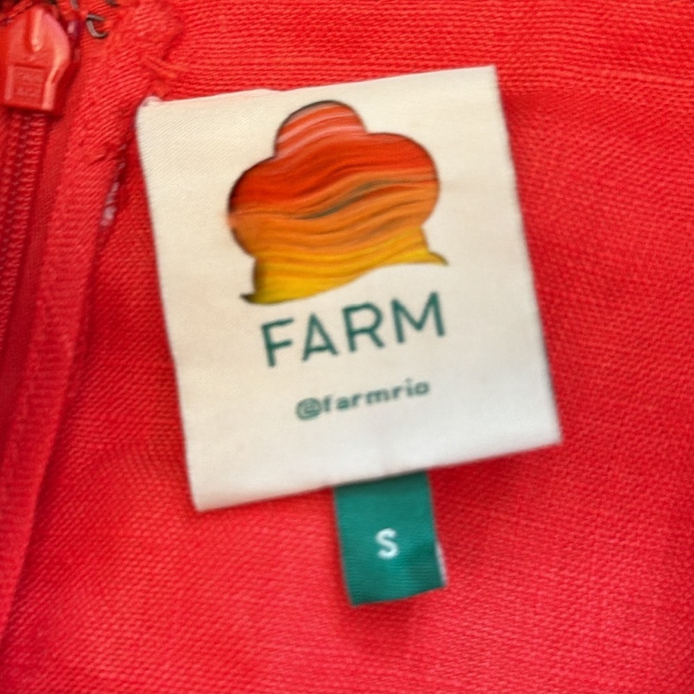 FARM Rio Red Puff Sleeve Romper - Picture 7 of 9